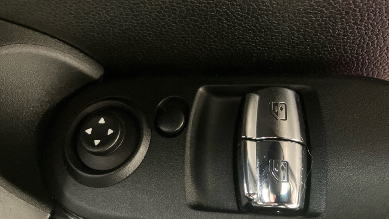 MINI Hatchback 2.0 Cooper S Sport II 3dr Auto Petrol Hatchback